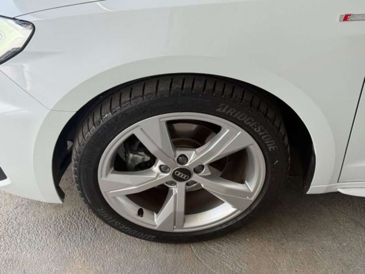 Audi A1 Sportback 30 TFSI S line edition (19)