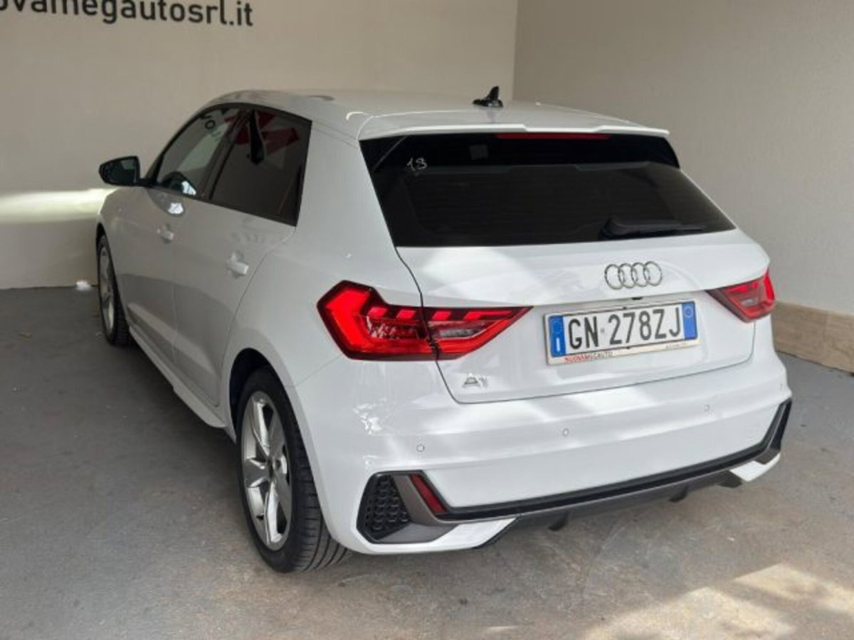 Audi A1 Sportback 30 TFSI S line edition (7)