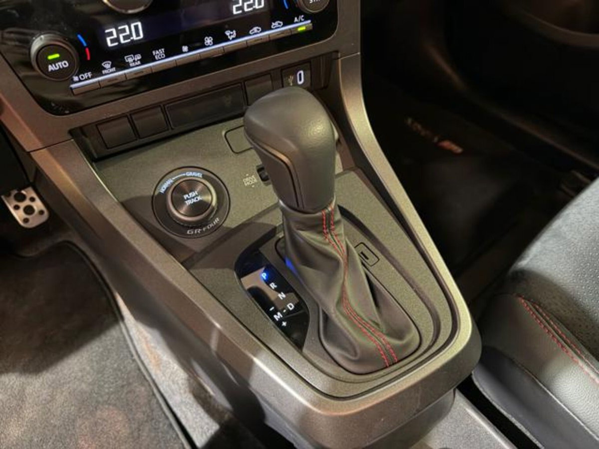Toyota GR Yaris 1.6 Circuit imt-6 (11)