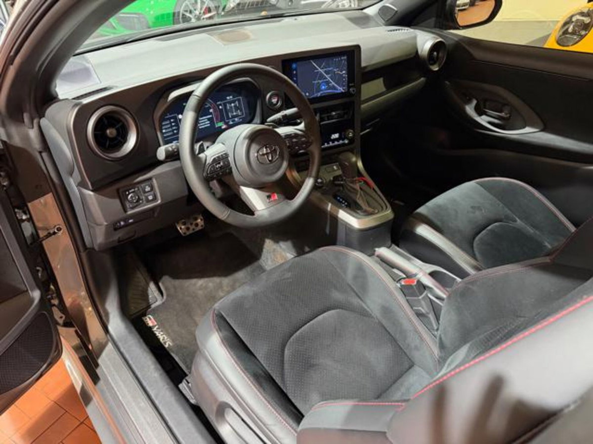 Toyota GR Yaris 1.6 Circuit imt-6 (7)