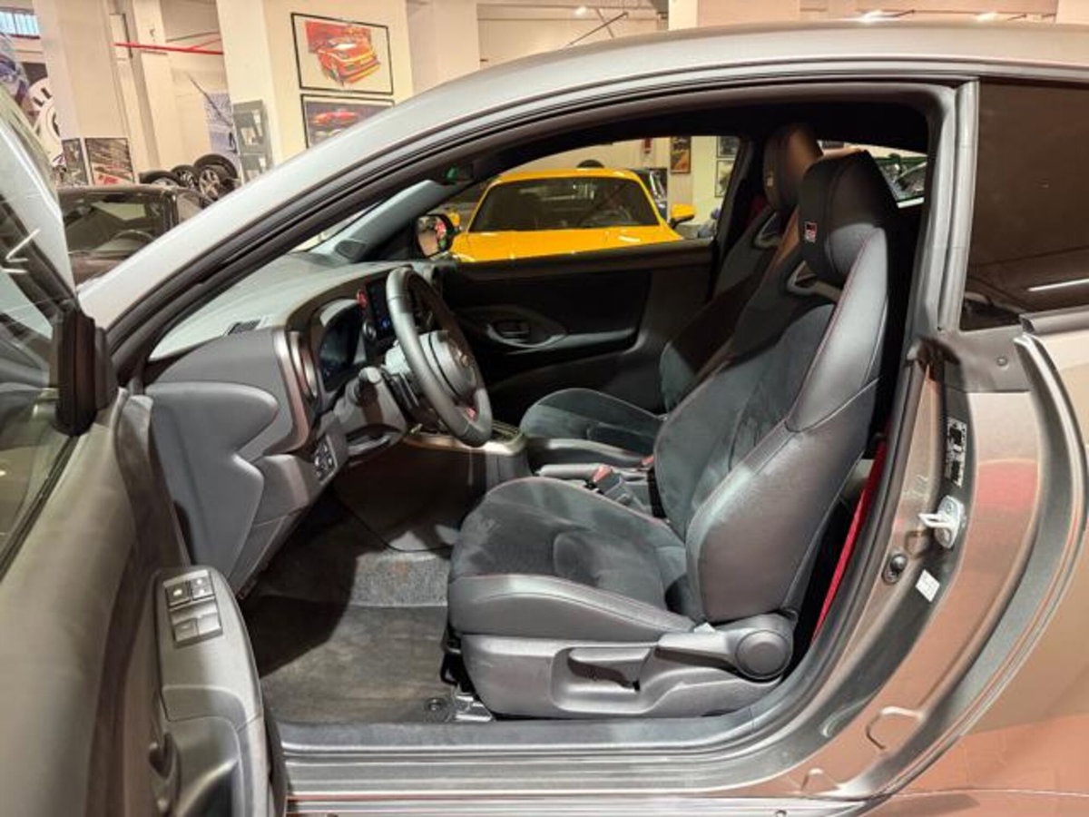 Toyota GR Yaris 1.6 Circuit imt-6 (8)