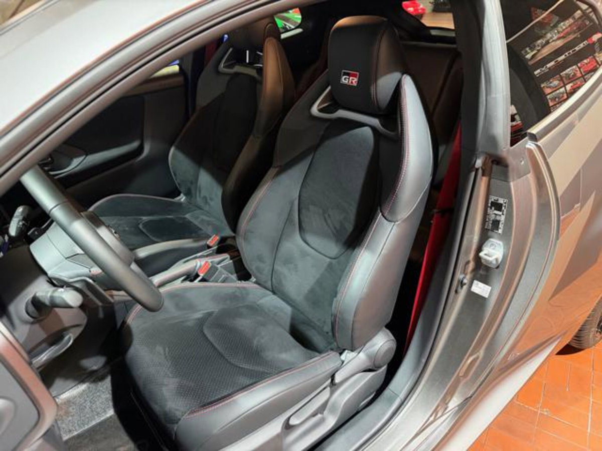 Toyota GR Yaris 1.6 Circuit imt-6 (9)
