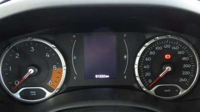 Jeep Renegade 2.0 Mjt 140CV 4WD Active Drive Longitude (11)
