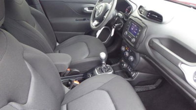 Jeep Renegade 2.0 Mjt 140CV 4WD Active Drive Longitude (8)