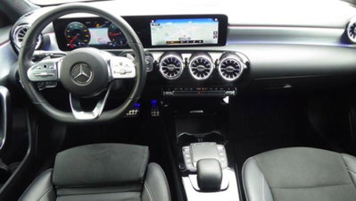 Mercedes-Benz Classe A Sedan 180 d AMG Line Premium Plus auto (9)