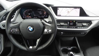 BMW Serie 1 116d 2.0 116CV cat 5 porte Attiva DPF (17)