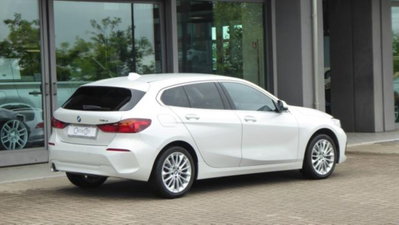 BMW Serie 1 116d 2.0 116CV cat 5 porte Attiva DPF (3)