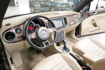 Volkswagen Maggiolino Cabrio 1.2 TSI Design (11)