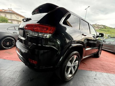 Jeep Grand Cherokee 3.0 V6 CRD 250 CV Multijet II Overland (17)