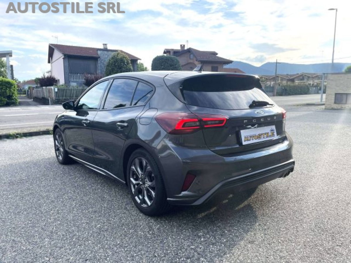Ford Focus Station Wagon 1.0 EcoBoost Hybrid 125 CV SW ST-Line (4)