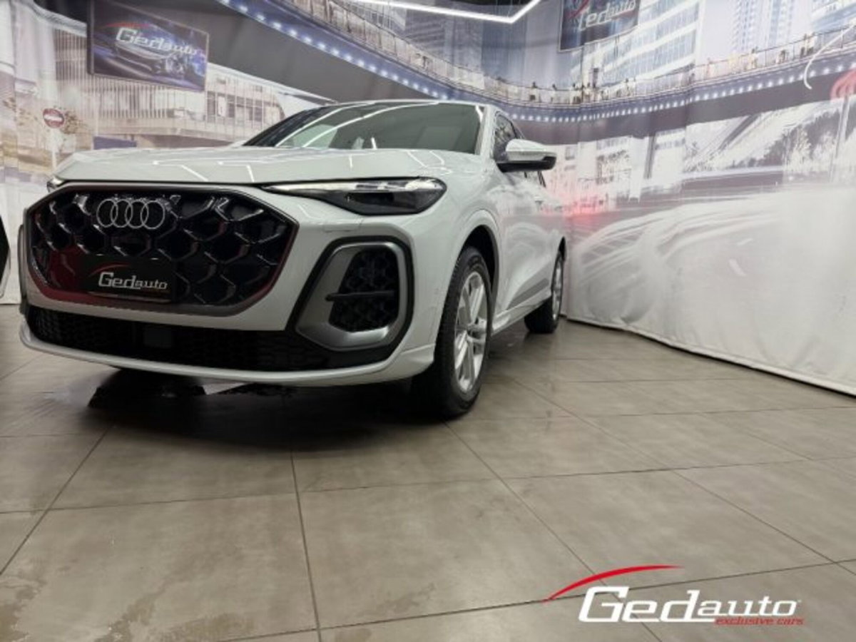 Audi Q5 Sportback 40 2.0 tdi mhev 12V S line Plus quattro s-tronic (3)