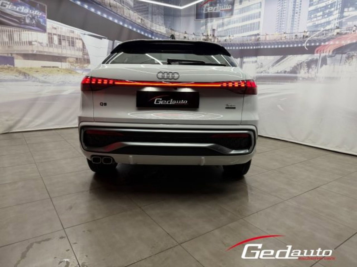 Audi Q5 Sportback 40 2.0 tdi mhev 12V S line Plus quattro s-tronic (5)