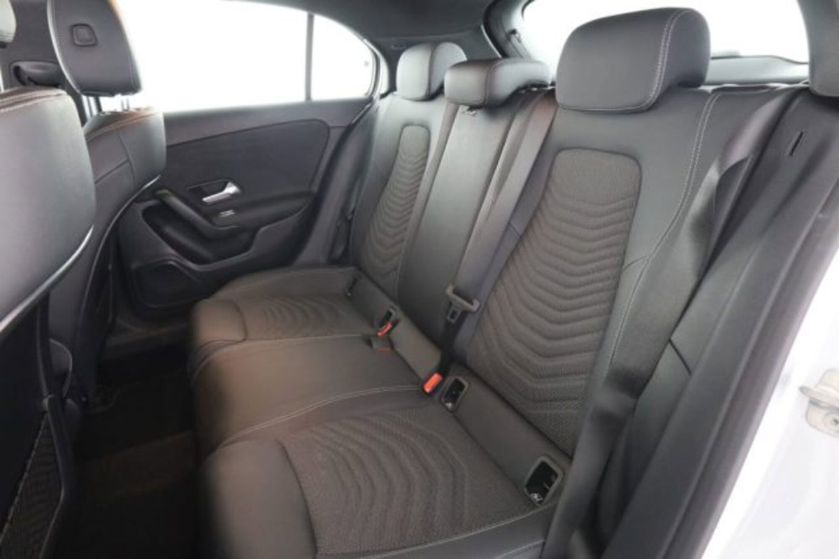 Mercedes-Benz Classe A 180 Automatic Executive (3)