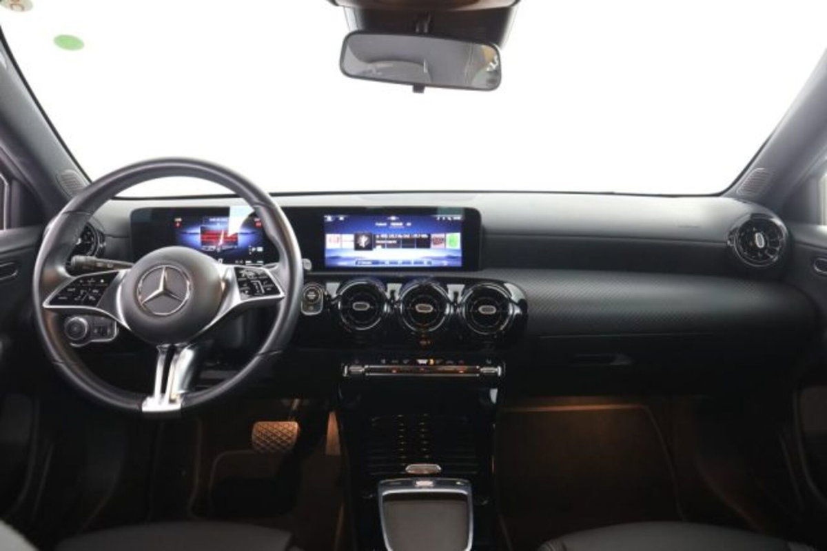 Mercedes-Benz Classe A 180 Automatic Executive (4)