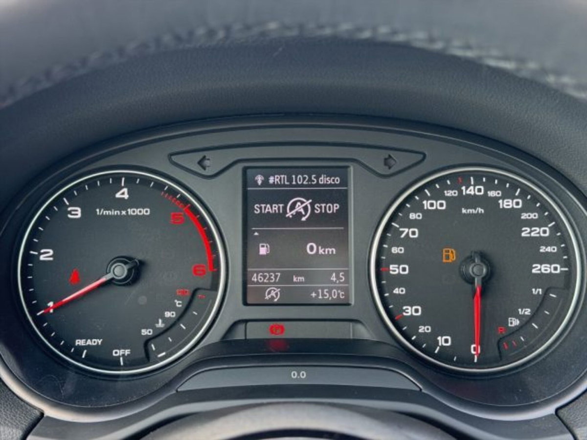 Audi Q2 Q2 30 TDI (15)