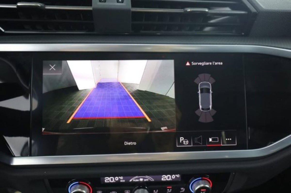 Audi Q3 Sportback 35 TDI quattro S tronic Business Plus (12)