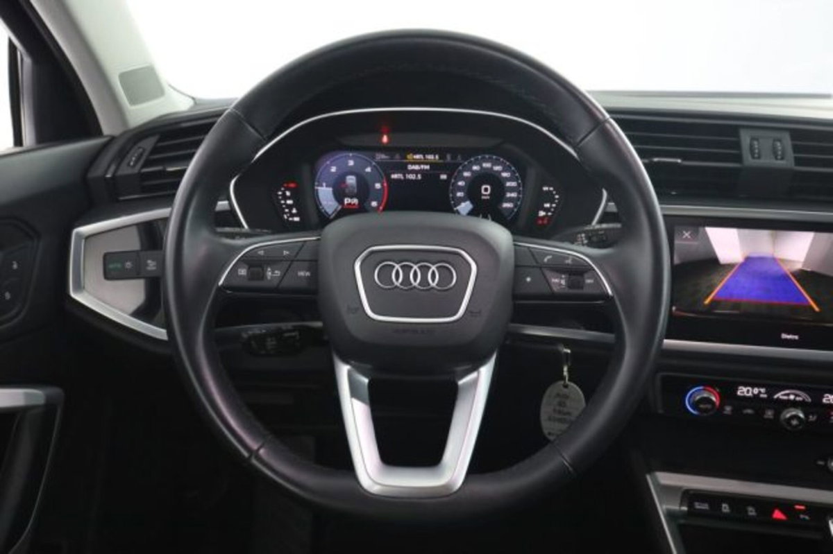 Audi Q3 Sportback 35 TDI quattro S tronic Business Plus (5)