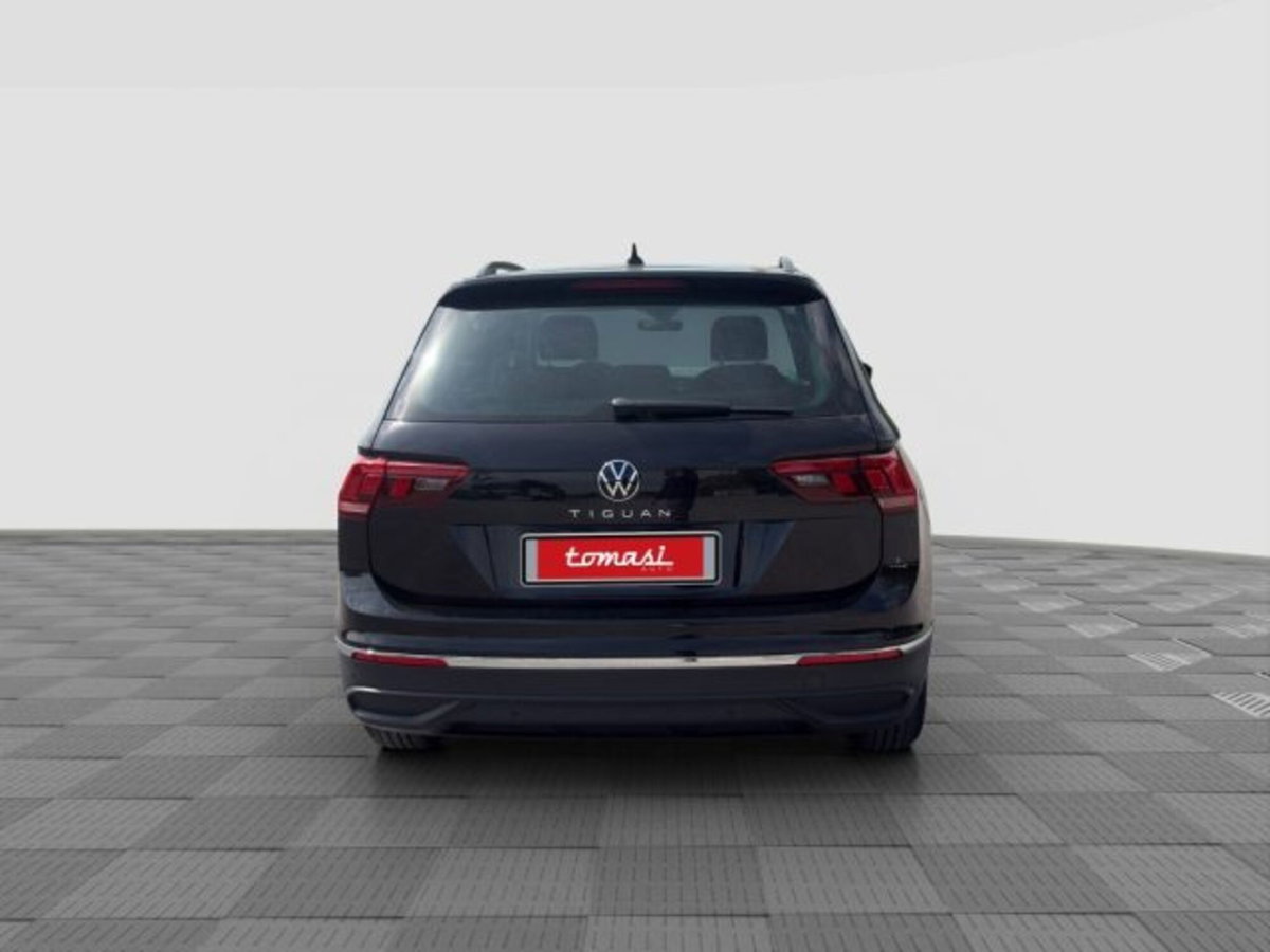 Volkswagen Tiguan 2.0 TDI 150 CV SCR DSG 4MOTION Life (4)