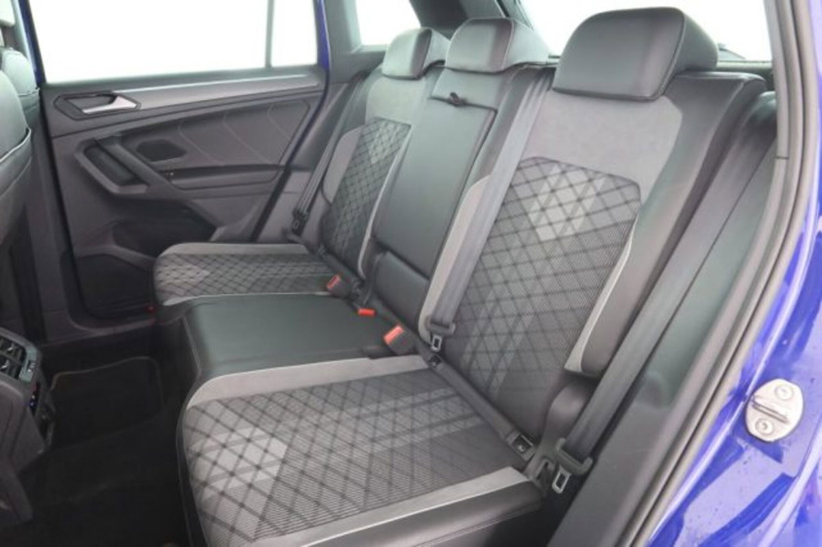Volkswagen Tiguan 2.0 TDI 150 CV SCR DSG 4MOTION R-Line (3)