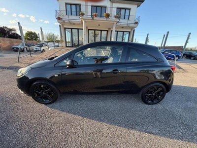 Opel Corsa Coupé 1.4 90CV GPL Tech b-Color (6)