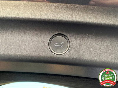 Tesla Model Y Long Range awd (18)