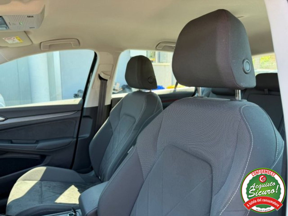 Volkswagen Golf 1.4 TSI eHYBRID 204 CV DSG Style (7)