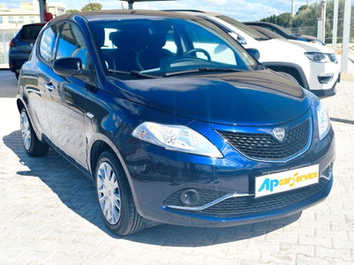 Lancia Ypsilon 1.2 69 CV 5 porte Silver (4)