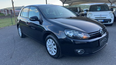 Volkswagen Golf 1.6 TDI DPF 5p. Highline (2)