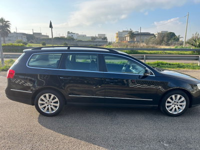 Volkswagen Passat Variant 2.0 TDI 110CV DPF Comf. (4)