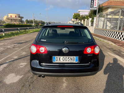 Volkswagen Passat Variant 2.0 TDI 110CV DPF Comf. (6)