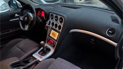 Alfa Romeo 159 1.9 JTDm 150CV Progression (16)