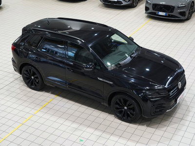 Volkswagen Touareg 3.0 V6 tdi scr R-Line Final Edition 231cv auto (13)