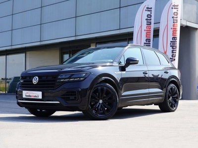 Volkswagen Touareg 3.0 V6 tdi scr R-Line Final Edition 231cv auto (3)