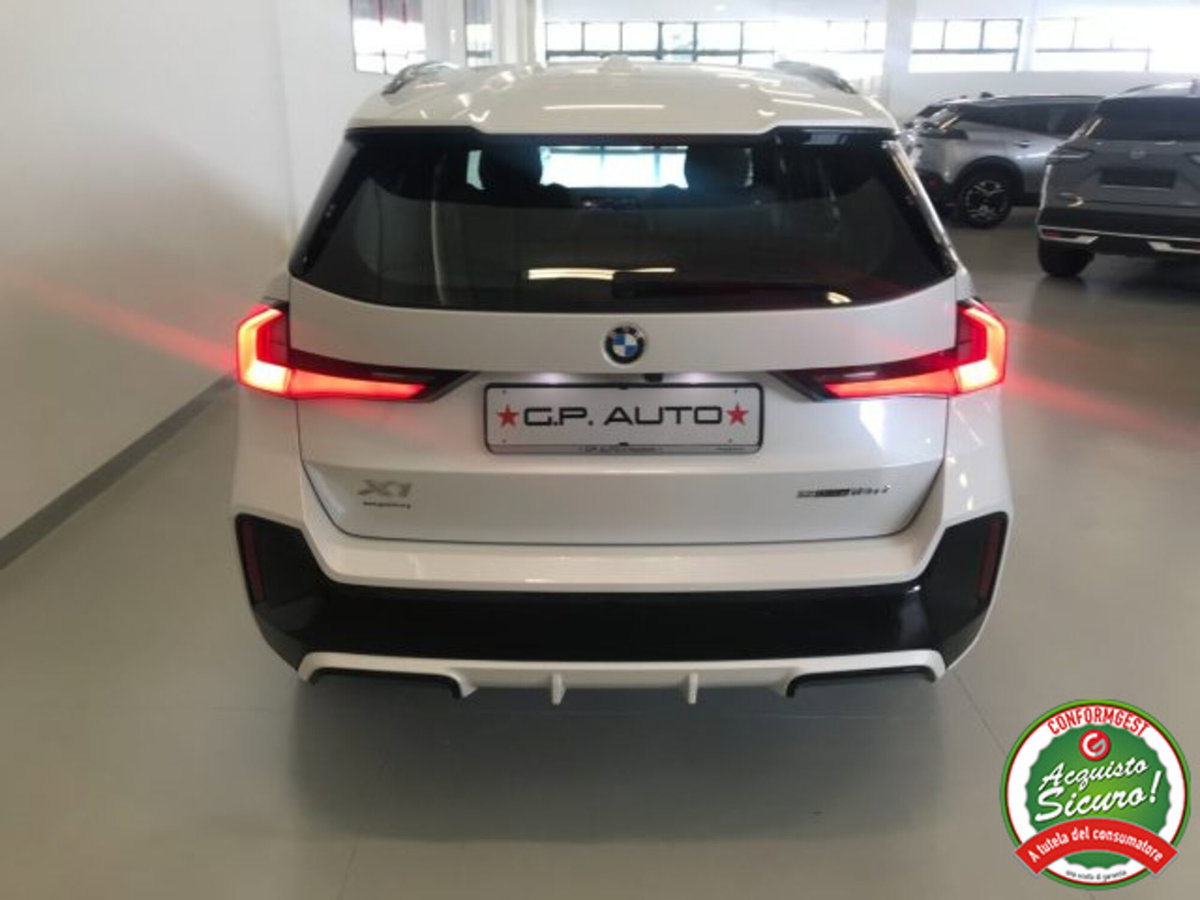 BMW X1 sDrive 18d Msport (6)