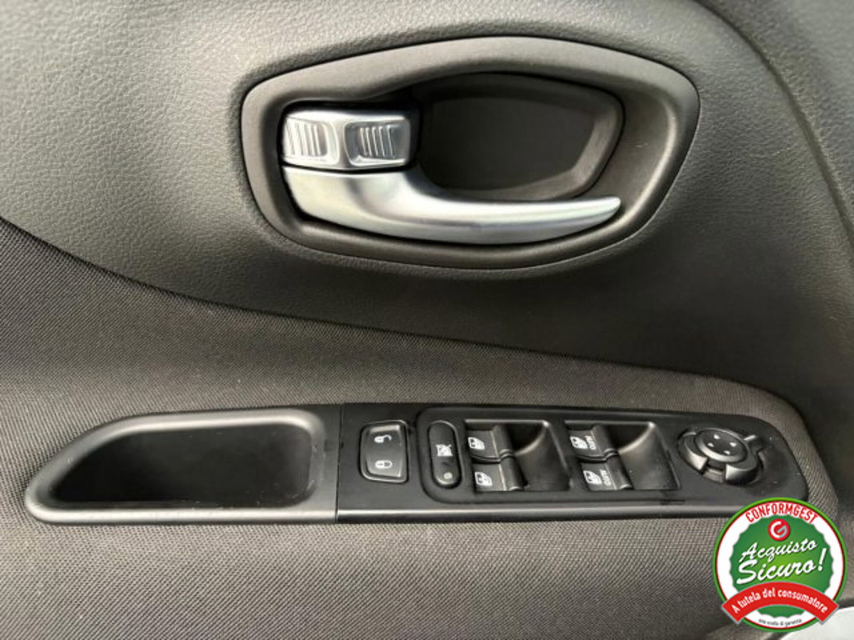 Jeep Renegade 1.0 T3 Longitude (17)