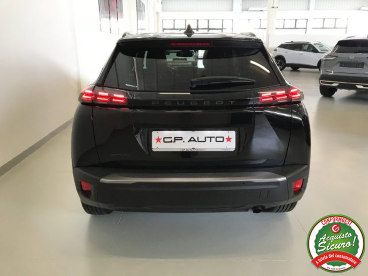 Peugeot 2008 PureTech 100 S&S Allure (5)