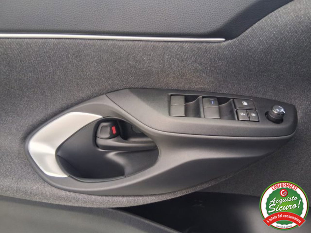 Toyota Yaris Cross 1.5 Hybrid 5p. E-CVT Trend (19)