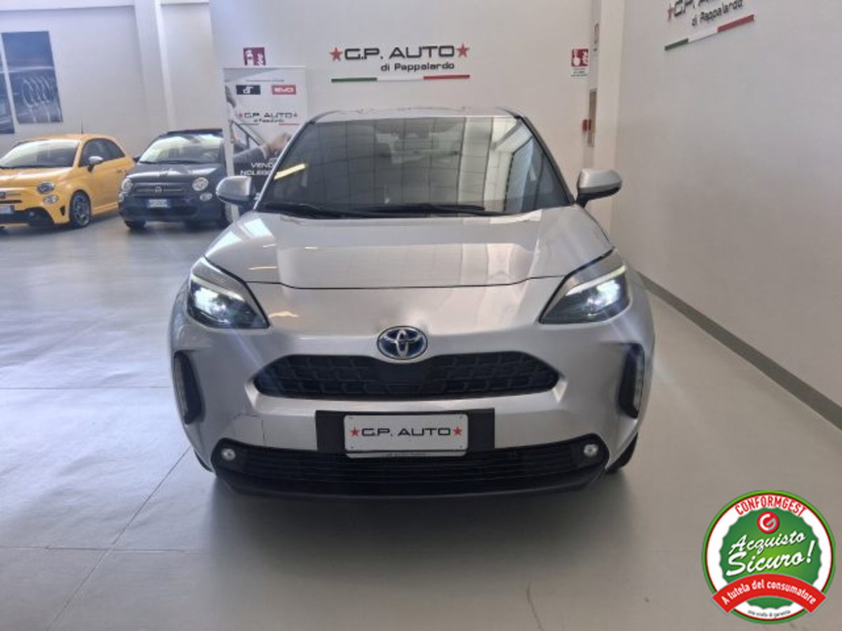 Toyota Yaris Cross 1.5 Hybrid 5p. E-CVT Trend (2)
