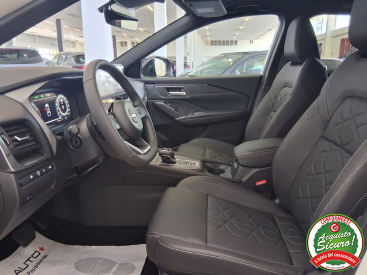 Nissan Qashqai 1.3 mhev Tekna 4wd 158cv xtronic (18)