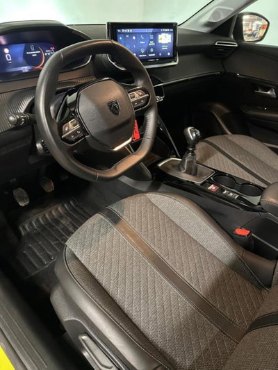 Peugeot 208 1.2 puretech Active s&s 100cv (19)