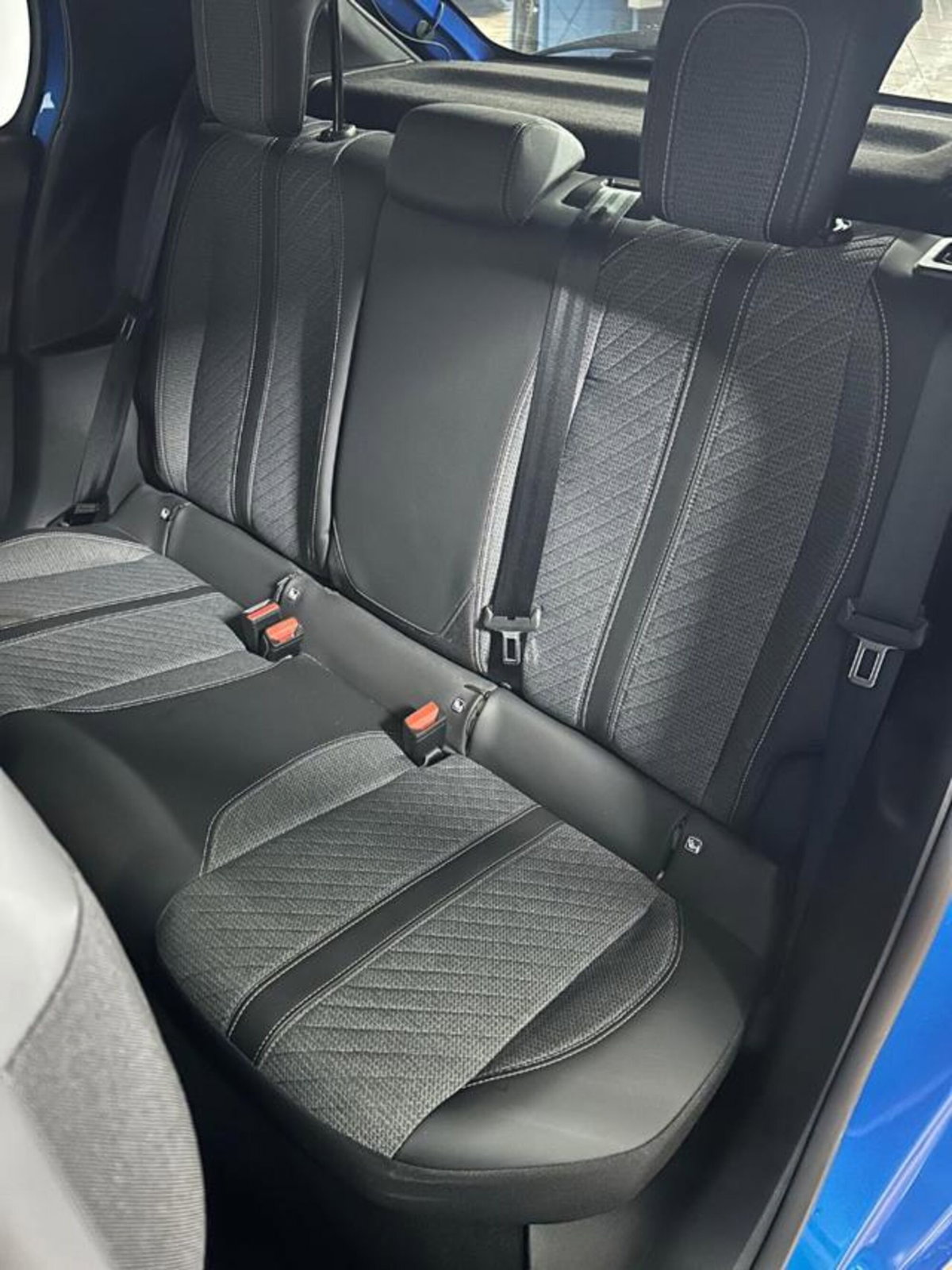 Peugeot 208 1.2 puretech Active s&s 100cv (17)