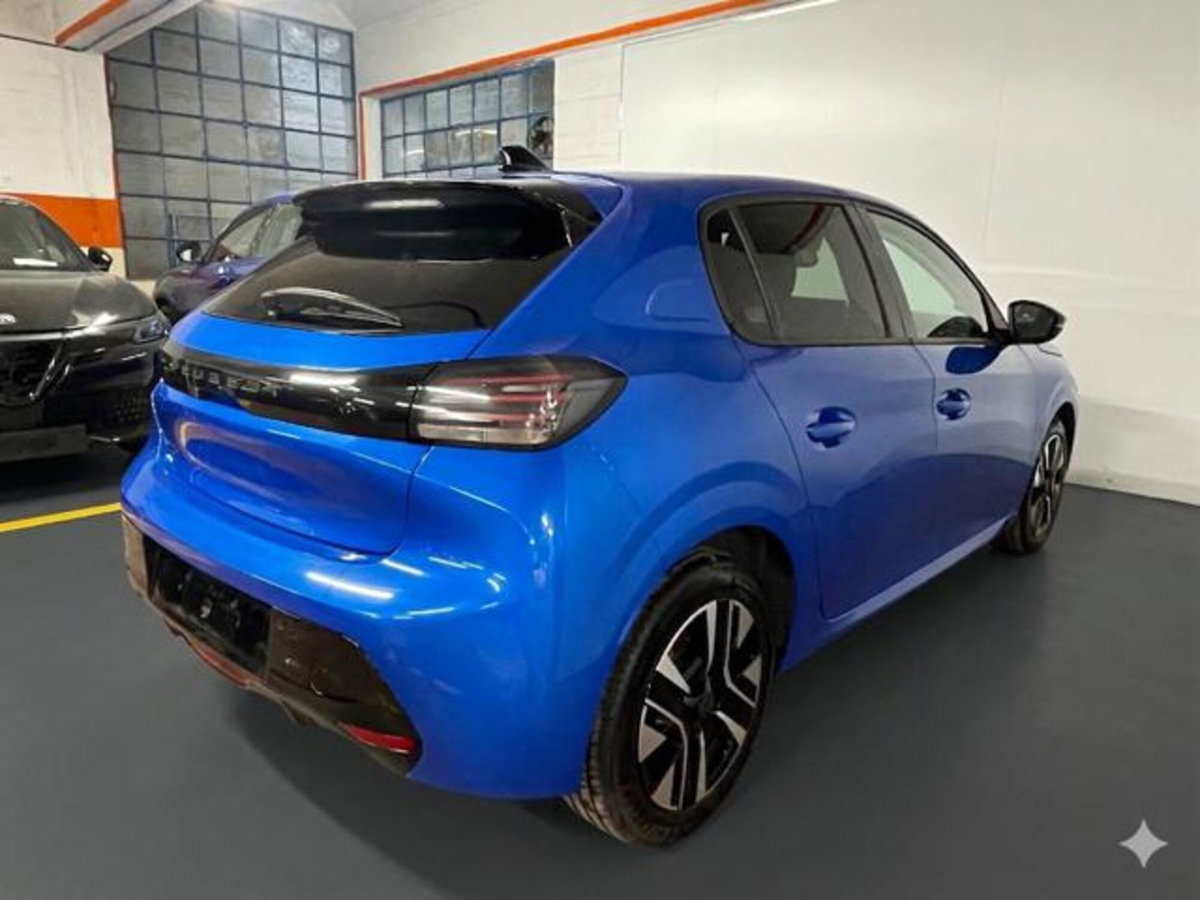 Peugeot 208 1.2 puretech Active s&s 100cv (4)