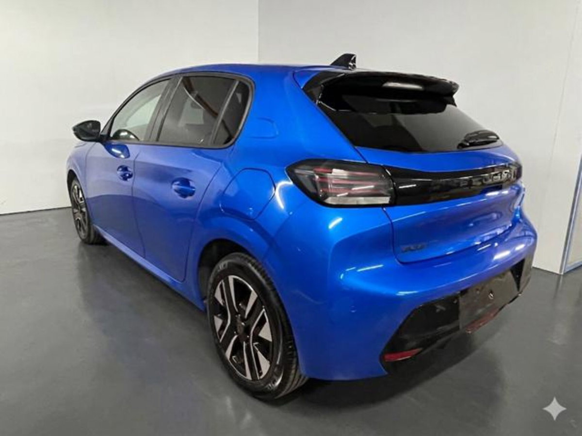 Peugeot 208 1.2 puretech Active s&s 100cv (6)