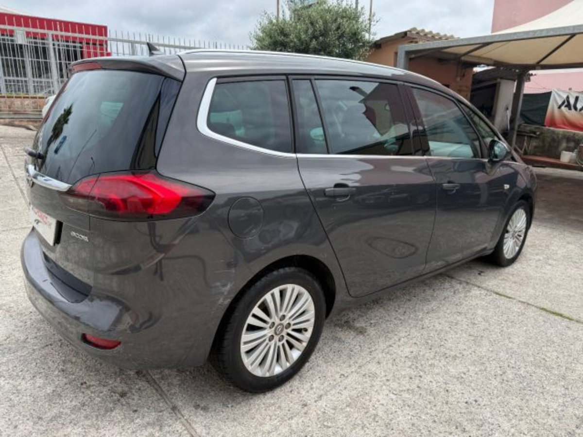 Opel Zafira Tourer 1.6 CDTi 136CV Start&Stop Cosmo (6)