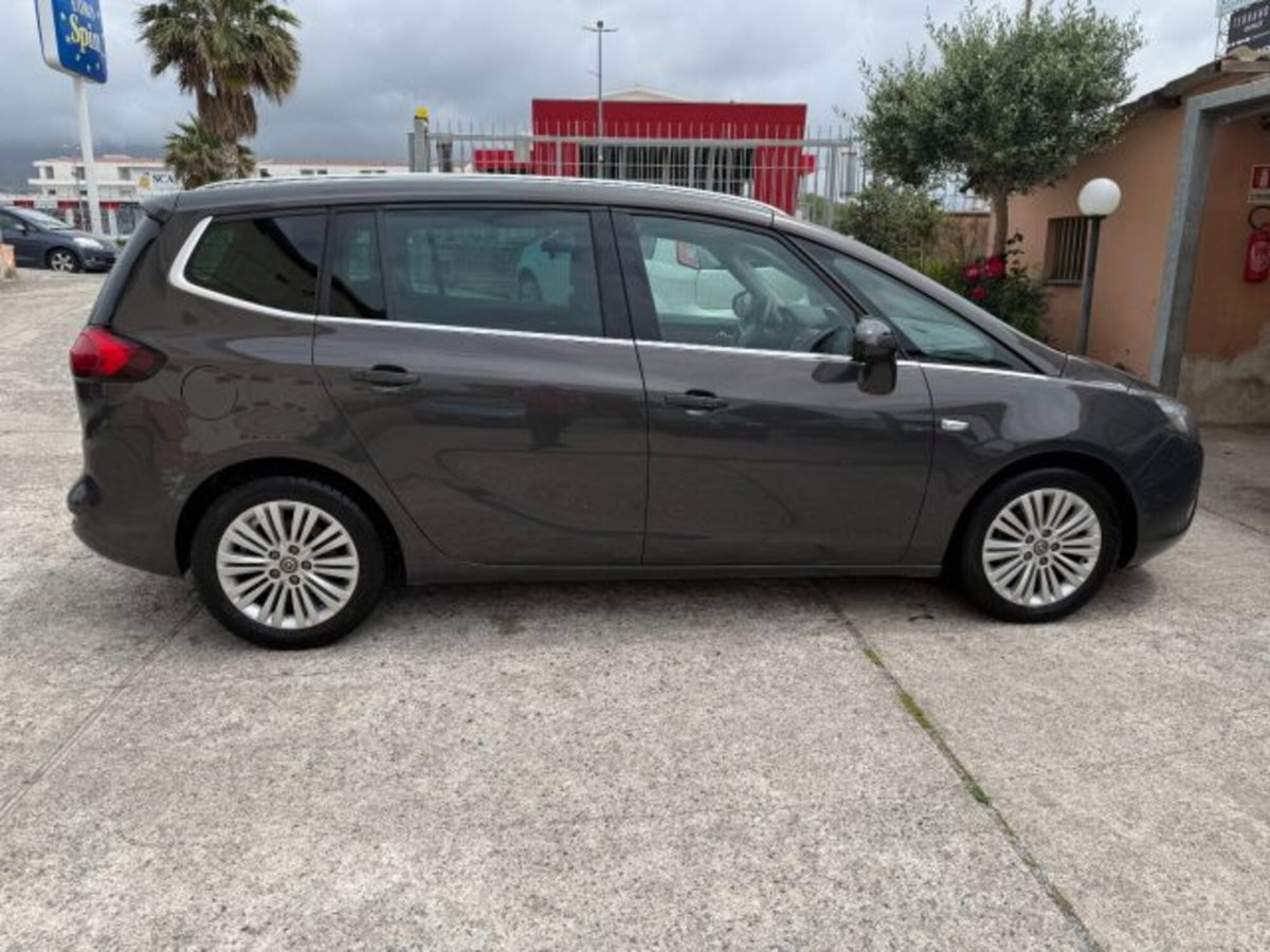 Opel Zafira Tourer 1.6 CDTi 136CV Start&Stop Cosmo (9)