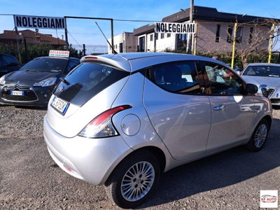 Lancia Ypsilon 1.2 69 CV 5 porte GPL Silver Plus (12)