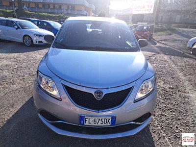 Lancia Ypsilon 1.2 69 CV 5 porte GPL Silver Plus (14)