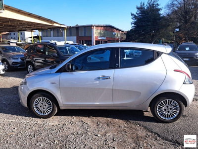 Lancia Ypsilon 1.2 69 CV 5 porte GPL Silver Plus (3)