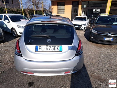 Lancia Ypsilon 1.2 69 CV 5 porte GPL Silver Plus (6)