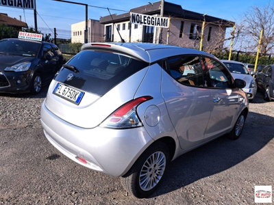 Lancia Ypsilon 1.2 69 CV 5 porte GPL Silver Plus (8)